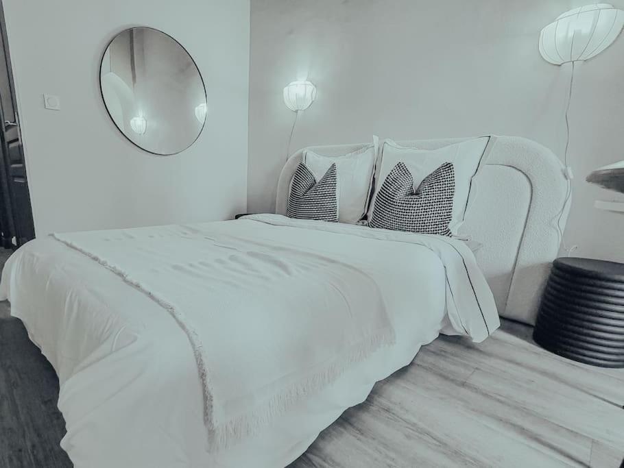 Suite Opium 里昂 外观 照片